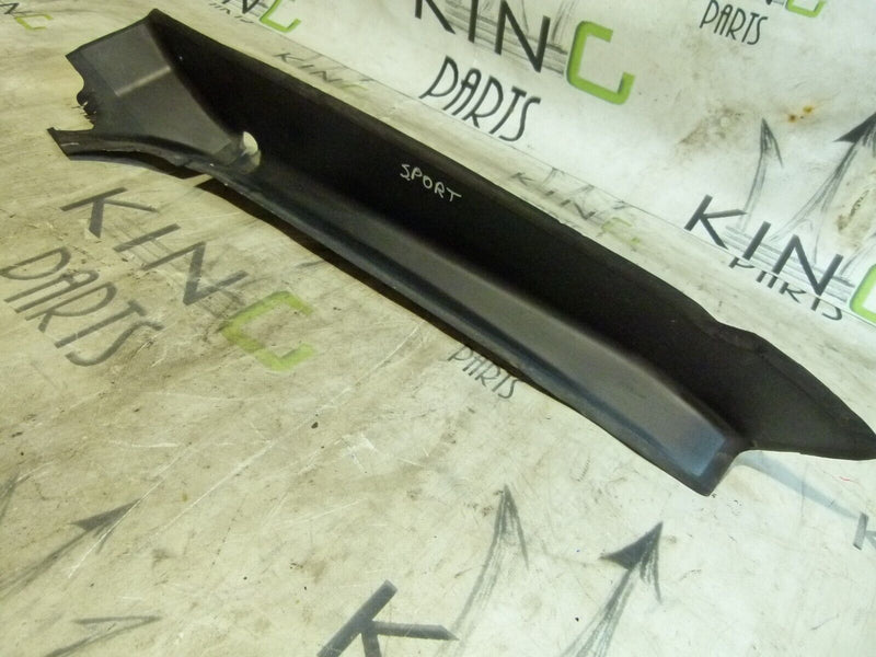 RANGE ROVER SPORT 13-17 BOOT REAR RIGHT QUARTER RUBBER TRIM DK6244248A