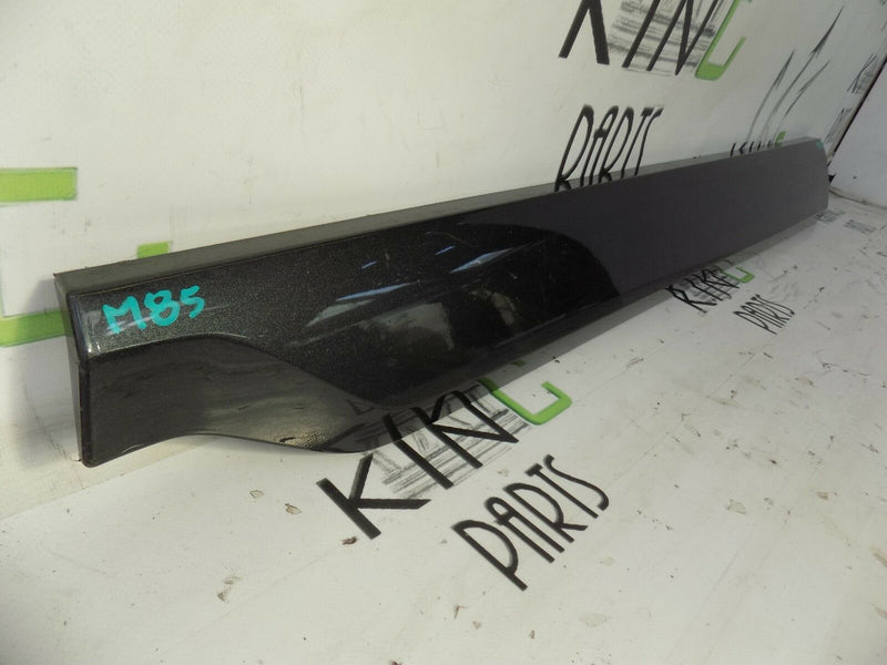 VOLVO XC90 2015-ON  FRONT RIGHT DOOR SLIGHT TRIM MOULDING 31448426