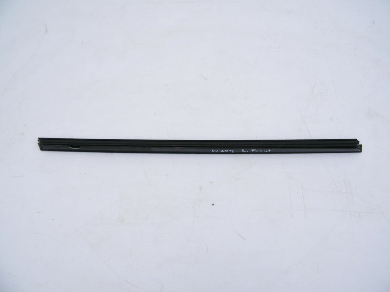 MERCEDES W204 07-14 FRONT WINDOW SEALING RAIL TRIM MOLDING INSIDE DOOR LEFT SIDE
