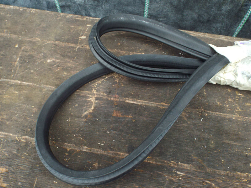 MERCDES B CLASS 2006-2011 REAR DOOR SEAL INNER ON BODY RIGHT SIDE O/S