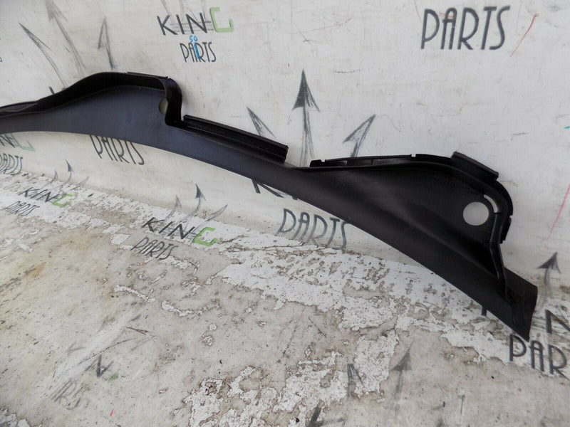 AUDI A4 B8 1.8 TFSI 2009-2015 RHD WINDSHIELD WATER DEFLECTOR 8K2819403