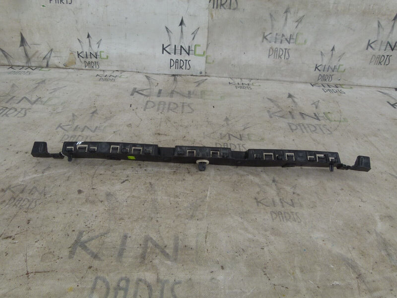 RENAULT CAPTUR MK2 2019-ON REAR BUMPER CENTRE BRACKET GENUINE 850423868
