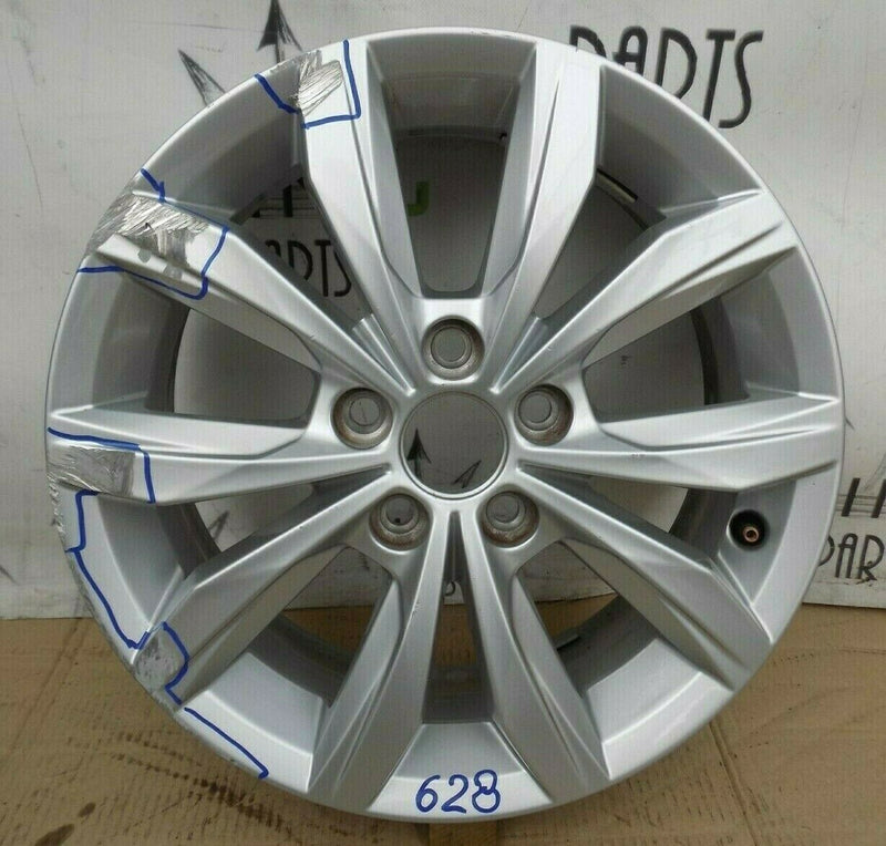 VW POLO 15" INCH RIM ALLOY WHEEL 5.5J X15H2 ET40 SILVER *DAMAGE* 2G0601025