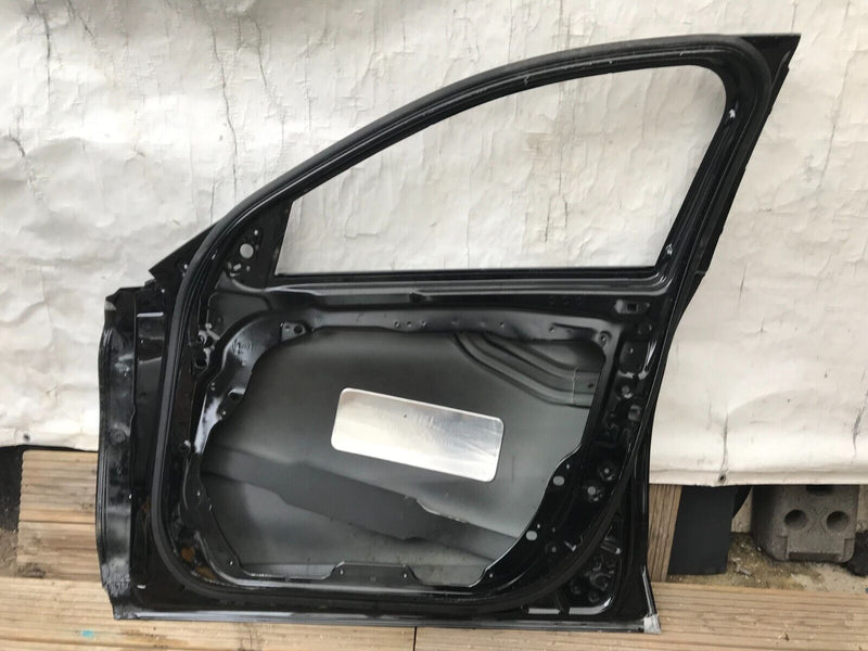 MERCEDES W205 GENUINE FRONT DOOR PANEL RIGHT DRIVER SIDE O/S