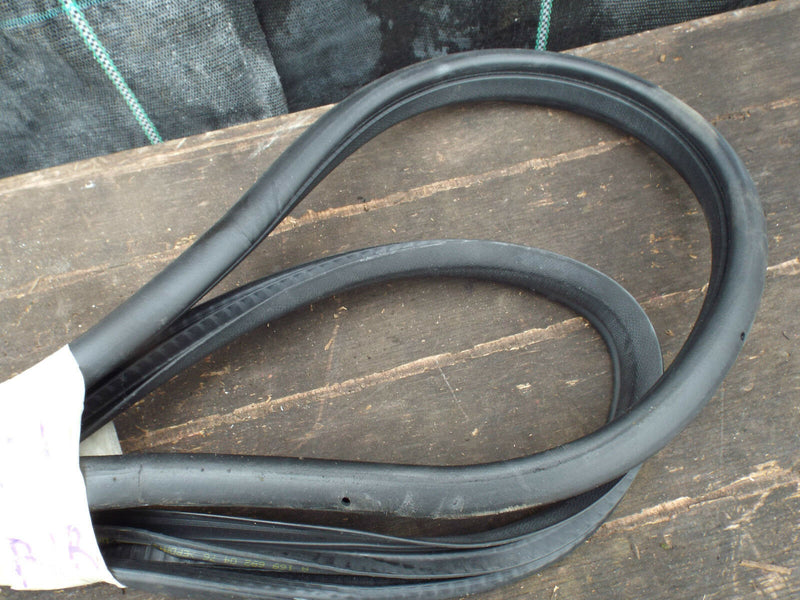 MERCDES B CLASS 2006-2011 REAR DOOR SEAL INNER ON BODY RIGHT SIDE O/S