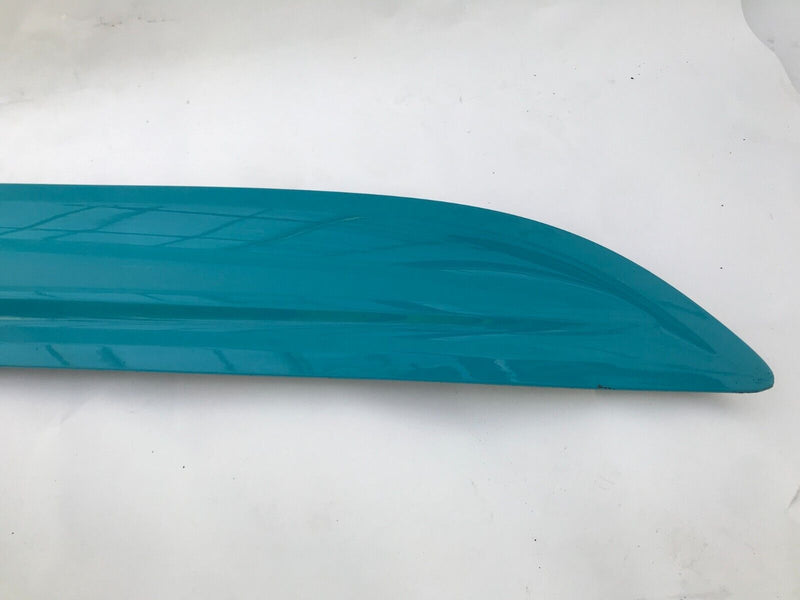 PORSCHE MACAN S T GTS 2022  FRONT DOOR PANEL TRIM MOULDING RIGHT SIDE 95B837890