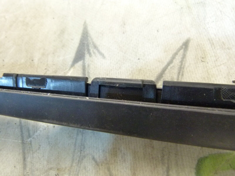RENAULT CAPTUR 2020-ON EXTERIOR FRONT RIGHT MOLDING TRIM 808205874R