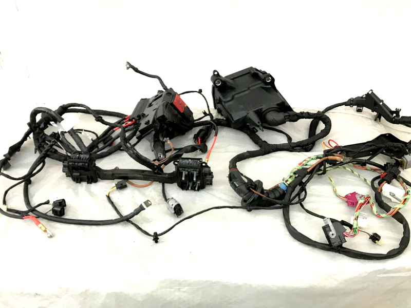MERCEDES GLC X253 2.0 PETROL COMPLETE ENGINE HARNESS WIRING LOOM  & FUSE BOX