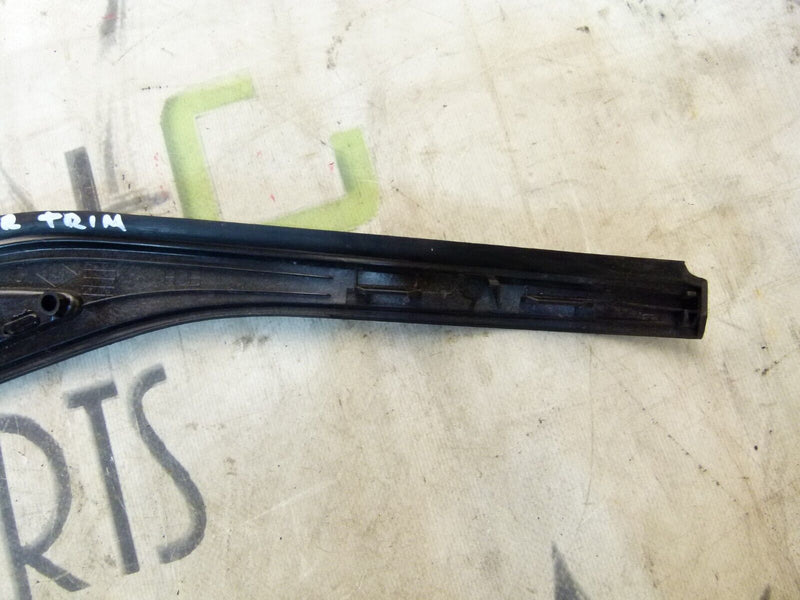 RENAULT CAPTUR 2020-ON REAR LEFT SIDE DOOR MOLDING TRIM 833318791R