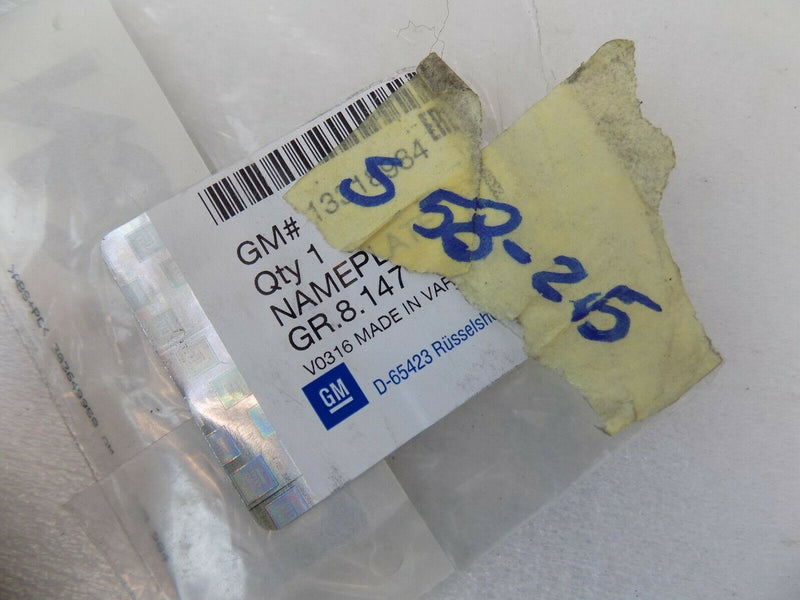 VAUXHALL CORSA D /ASTRA H /ZAFIRA B /MERIVA A 'DESIGN' NAME EMBLEM *NEW /S58-26