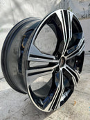 VOLVO XC40 R DESIGN GENUINE ALLOY WHEEL RIM 19' 7,5Jx19H2 ET50,5 31471556