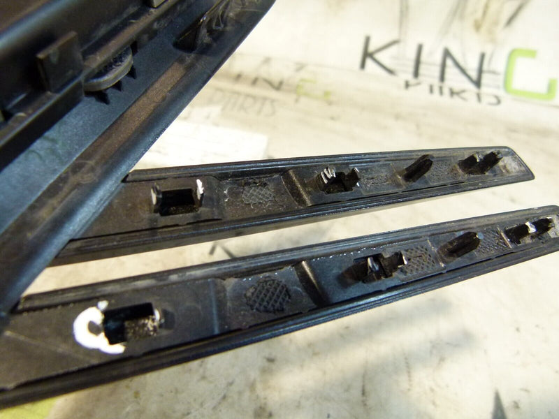 RANGE ROVER SPORT 13-17 LEFT WING GRILLE TRIM GENUINE DK62280B11AC