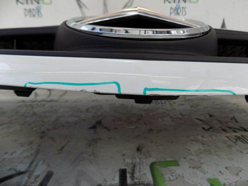 MERCEDES CITAN 2013-ON FRONT BUMPER GRILL EMBLEM IN WHITE A4158880023