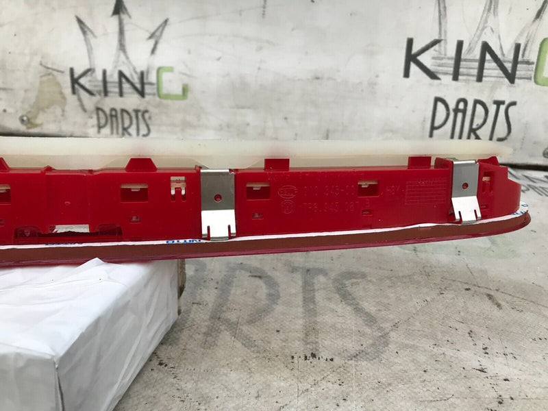 VW TOUAREG 7P 2011-2015 GENUINE REAR LIGHT STOP LED THIRD BRAKE LIGHT 7P6945087B