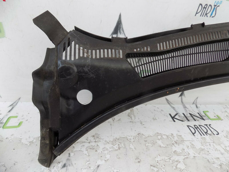 FORD FIESTA MK7 ST  2013-2017 UPPER WINDSCREEN SCUTTLE PANEL TRIM  8A61A02216BE