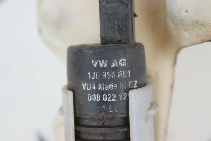 VW PASSAT B5.5 2000-2006 WINDSCREEN WASHER BOTTLE & PUMP 3B0955453AD