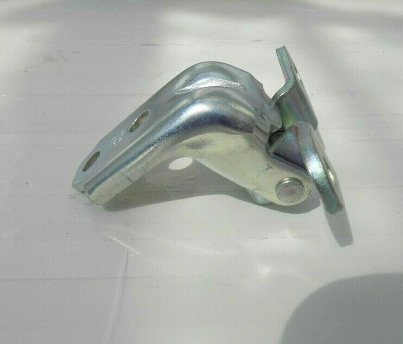 KIA SOUL 2013-2016 FRONT LEFT DOOR UPPER HINGE 79310 2K000 /S20-42