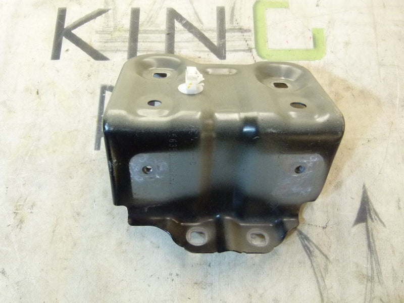 RENAULT CAPTUR 2020-ON FRONT RIGHT SIDE SUPPORT WING BRACKET 663508999