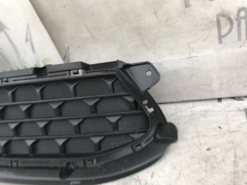 HYUNDAI KONA 2022-ON FRONT BUMPER LOWER GRILLE 86560-J9CA0