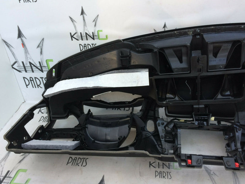 BMW 2 SERIES LCI F22 COUPE - 2016-2019 BLACK DASHBOARD GENUINE 11394458 / 2F32
