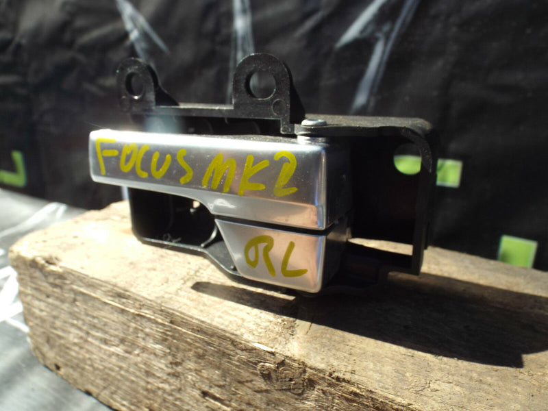 FORD FOCUS MK2 2004-2011 GENUINE DOOR HANDLE INTERIOR SILVER LEFT SIDE N/S