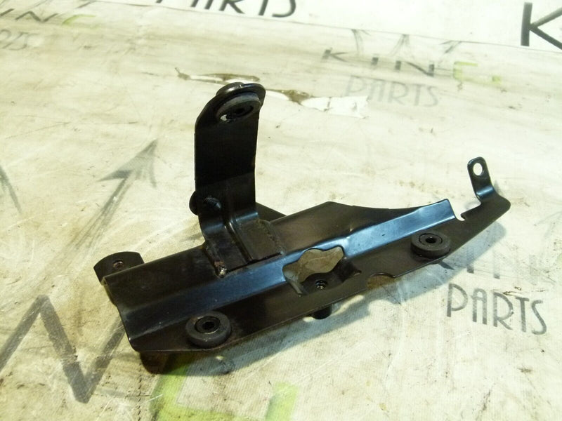 RANGE ROVER SPORT 13-17 INTERCOOLER HOSE HOLDING BRACKET CPLA6D299AC