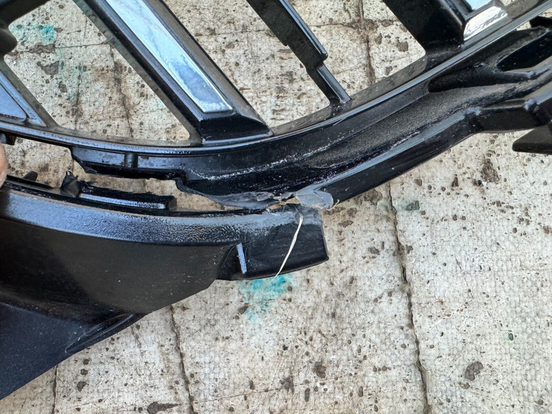 PEUGEOT 2008 P24 2019-ON FRONT RADIATOR GRILL 9825860780