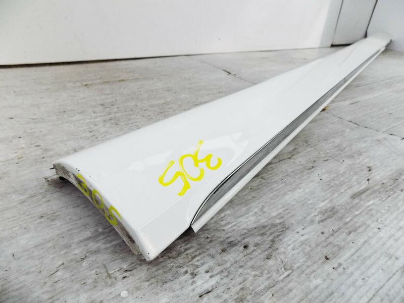 MERCEDES E CLASS SE 2017 GENUINE SIDE SKIRT SILL COVER LEFT PASSENGER SIDE (305)
