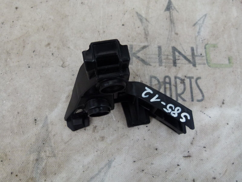 VW GOLF MK7 2012-2016 REAR BUMPER RIGHT SIDE BRACKET GENUINE 5G6807394