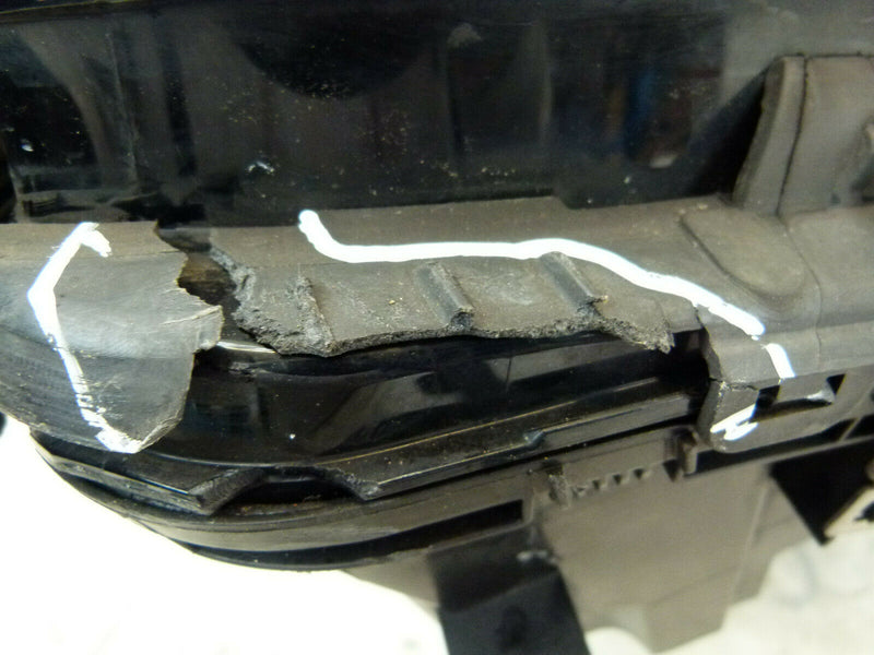 MERCEDES W205 2015-2018 GENUINE HEADLIGHT HALOGEN LEFT SIDE A2058200761