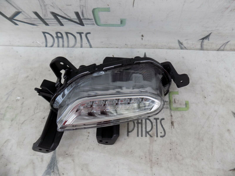 HYUNDAI i30 PD 2016-ON FRONT RIGHT LED RUNNING LIGHT FOG GENUINE 6 PIN 92208G41