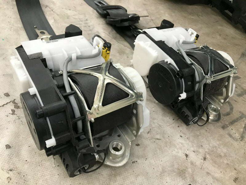 VW GOLF MK7 2013-2017 DASHBOARD SEAT BELT 3x AIR"BAG KIT DRIVER, PASSENGER, KNEE