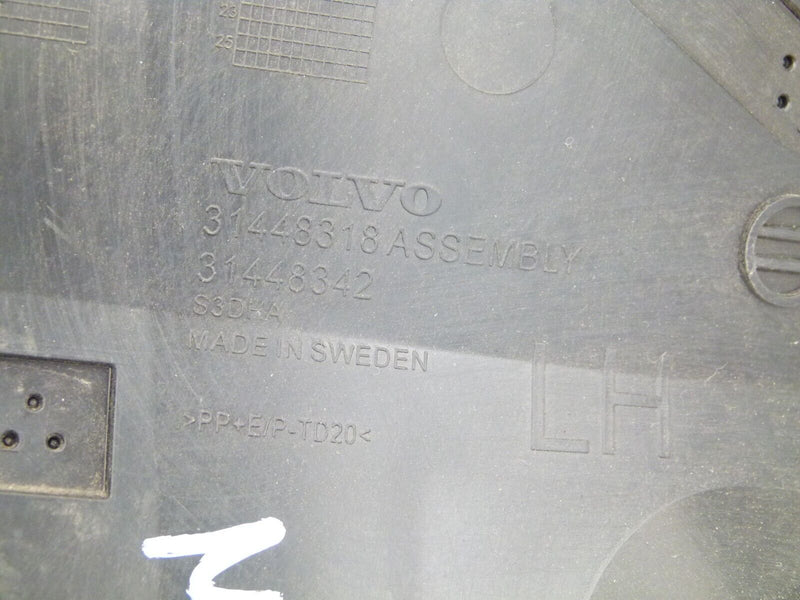VOLVO XC40 2018-ON REAR DOOR LEFT SIDE MOULDING TRIM PANEL 31448318