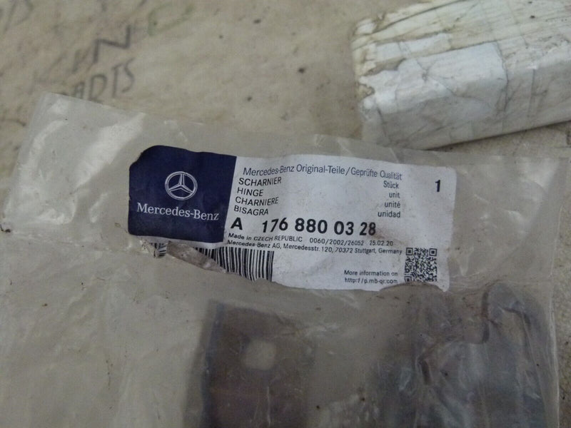 MERCEDES A-CLASS W176 2012-2018 BONNET HINGE GENUINE A1768800328