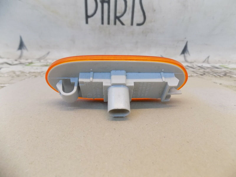 MERCEDES SPRINTER 2006-2013 GENUINE SIDE MARKER LIGHTS ORANGE LED A9068201456