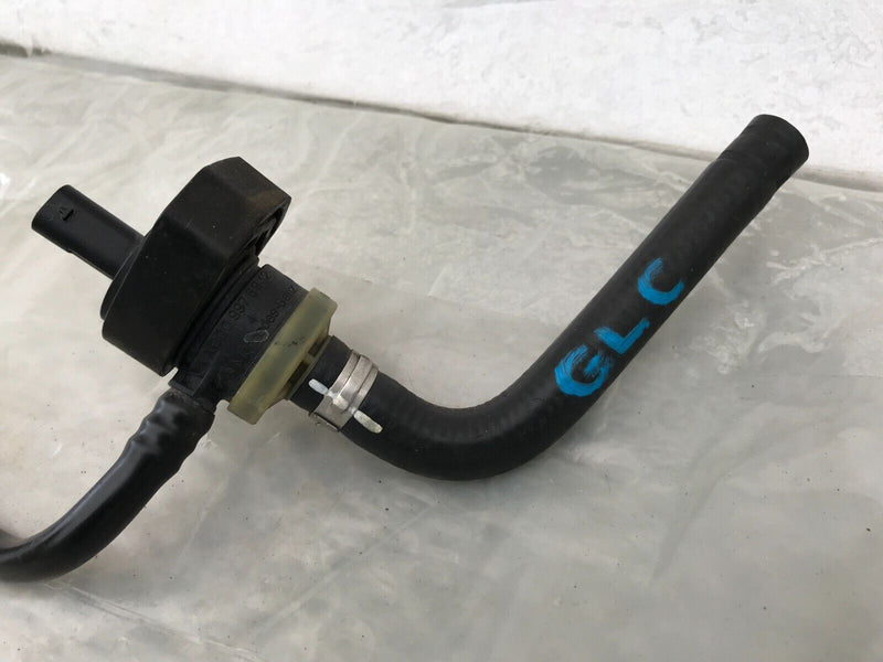 MERCEDES GLC X253 16-21 2.0 PETROL ENGINE BREATHING VENT LINE & PUMP A2740182201