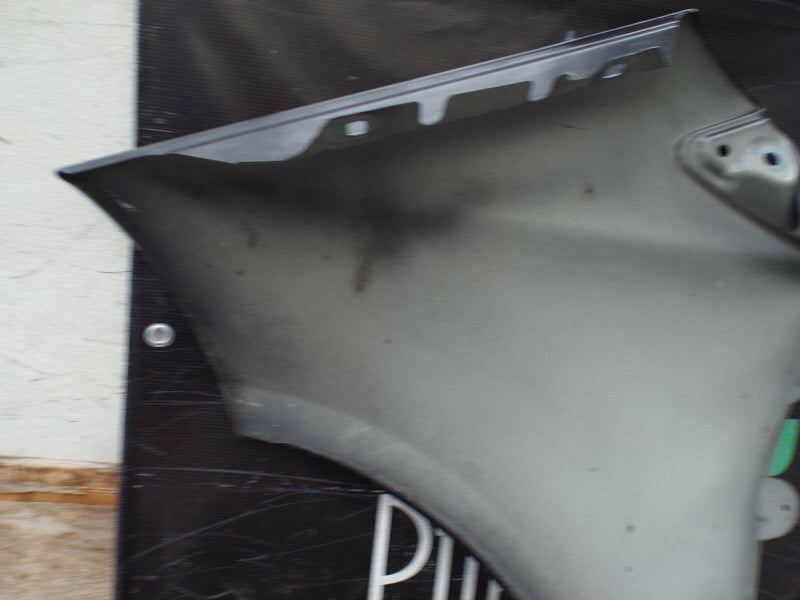 MERCEDES A W169 2009>2013 GENUINE FRONT WING QUARTER PANEL RIGHT SIDE O/S Driver