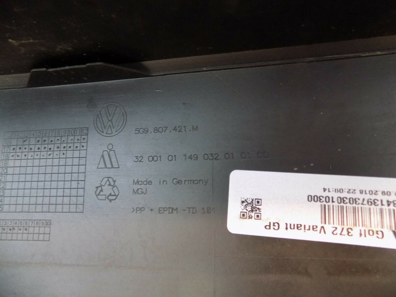 VW GOLF MK7 5G FACELIFT 2017 ESTATE REAR BUMPER GENUINE PDC 5G9807421M