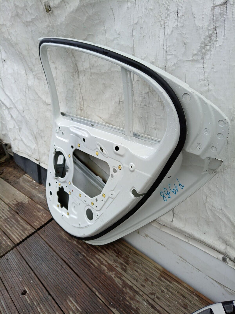 JAGUAR XJ X250 2009-2011 GENUINE REAR DOOR PANEL RIGHT DRIVER SIDE