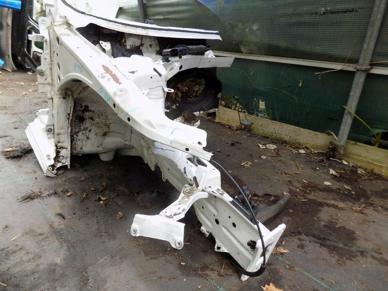AUDI A3 8V 2014-2018 FRONT RIGHT FLITCH CUT A POST QUARTER