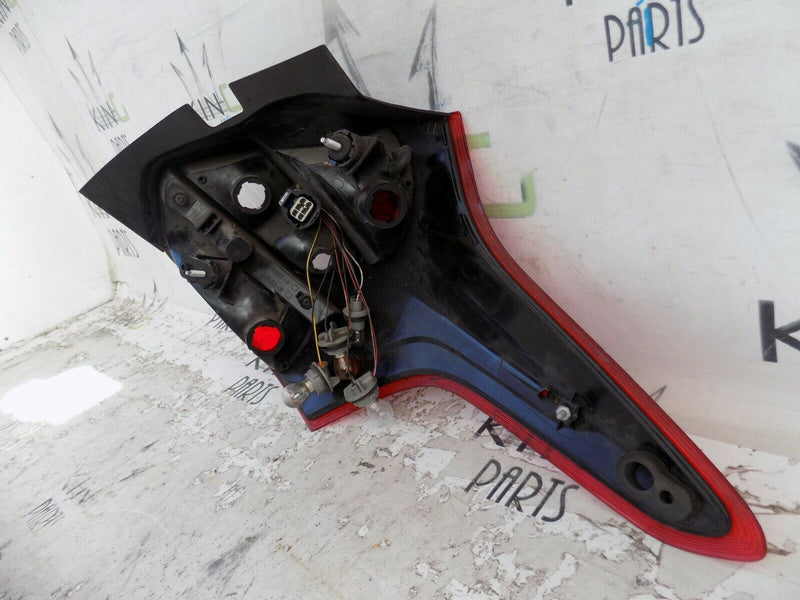 FORD FOCUS 2010-2014 REAR LEFT PASSENGER SIDE TAIL LIGHT BM51-13405-AJ