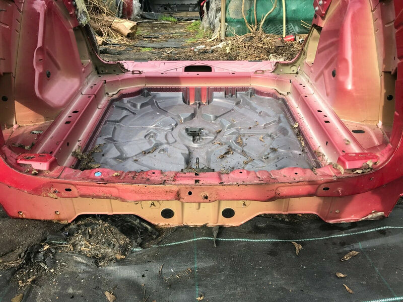 PEUGEOT 308 SW ESTATE 2017-21 REAR BODY BOOT FLOOR QUARTER PANEL CUT PART