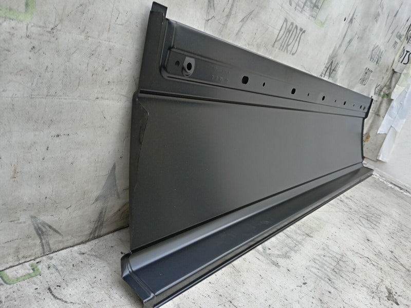 MERCEDES SPRINTER MK3 910 2019-ON LEFT SIDE LOWER SLIDING DOOR ASSY PANEL