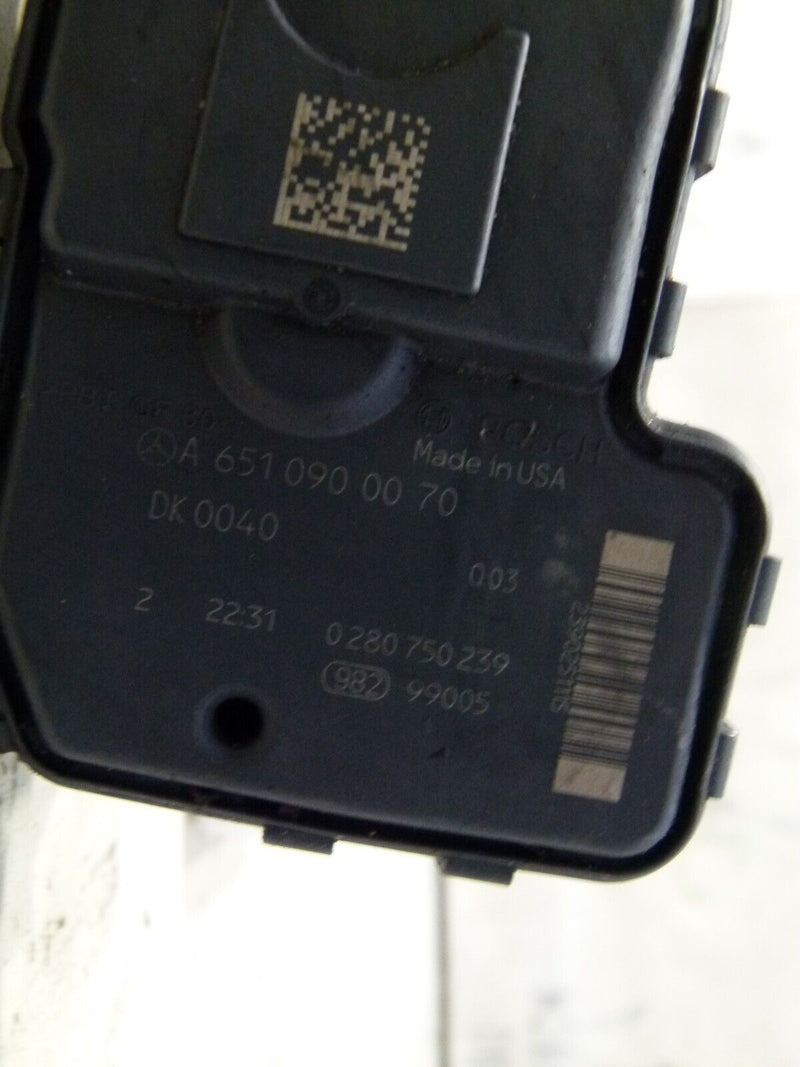 MERCEDES C W204 2007-2011 THROTTLE BUTTERFLY BODY GENUINE A6510900070