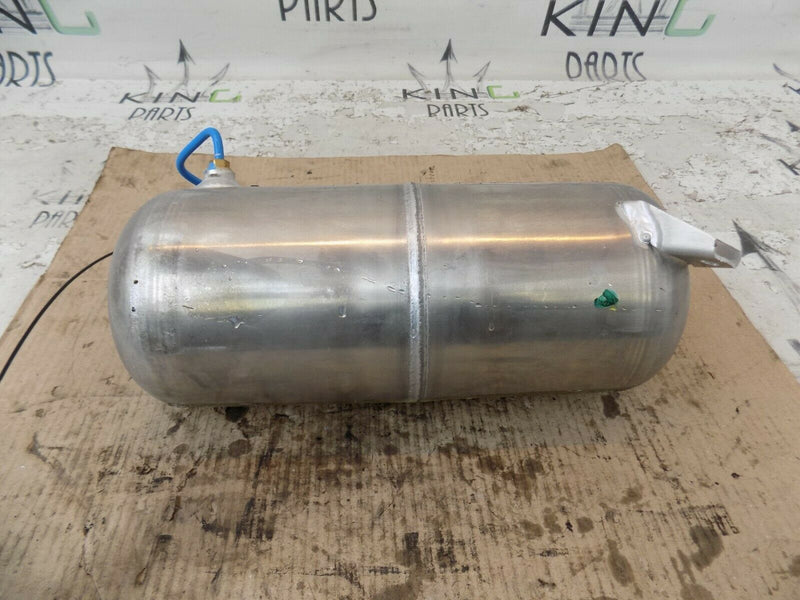 AUDI Q7 LEVELLING SUSPENSION PRESSURE TANK REAR RESERVOIR 7L8616202A