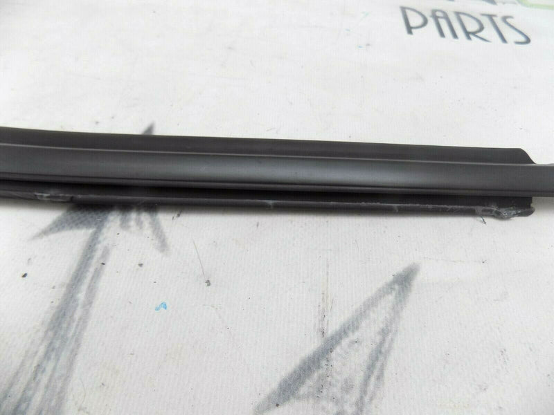 VW BEETLE (5C1, 5C2) 2012-ON FRONT LEFT DOOR WINDOW TRIM SEAL WEATHERSTRIP