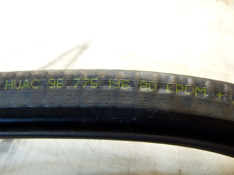 PEUGEOT 308 SW ESTATE 2017-21 FRONT BOTH SIDE RUBBER SEAL 9677519680