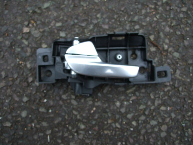 Ford S-MAX  2010-2013 Facelift Door Inner Handle N/S Left Passenger Side