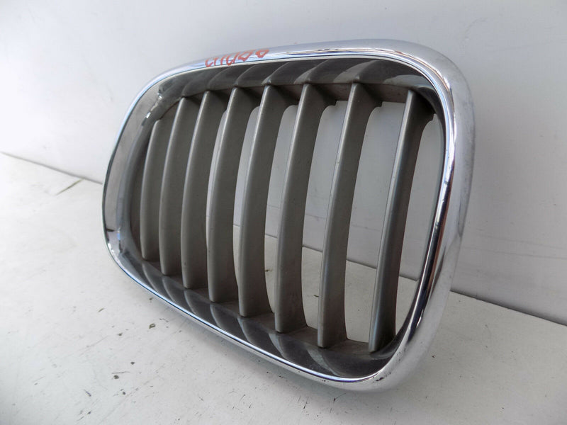 BMW X5 E53 FRONT BUMPER LEFT SIDE RADIATOR KIDNEY GRILL N/S 8247673