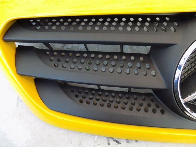 MERCEDES CITAN 2013-ON FRONT BUMPER GRILL EMBLEM IN YELLOW A4158880023